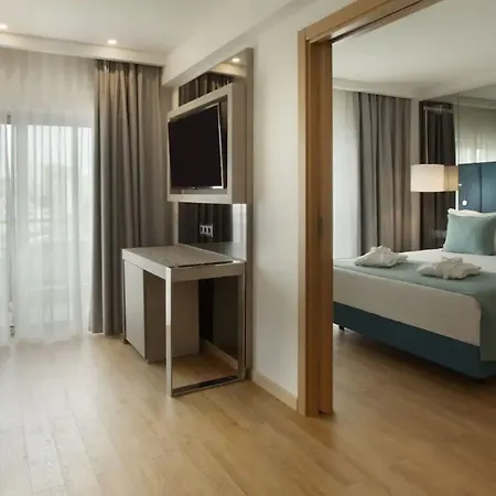 Turim Presidente Отель Портиман