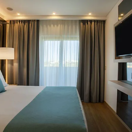 Turim Presidente Hotel 4*